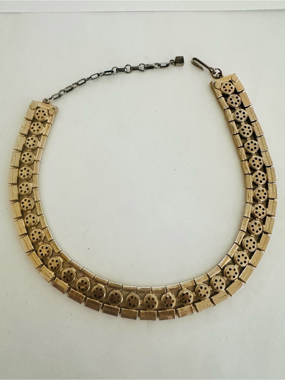 Vintage gold necklace